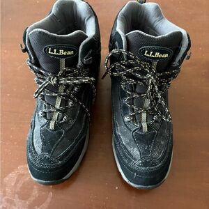 L.L. Bean Black Primaloft winter boots